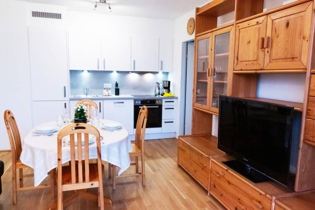 New, Quiet Flat Next To U1, Vic, Shopping Mall,... Wien Eksteriør bilde
