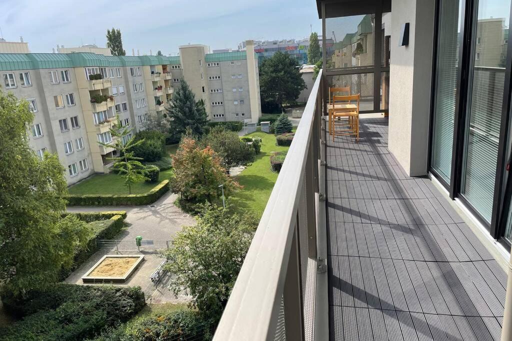 New, Quiet Flat Next To U1, Vic, Shopping Mall,... Wien Eksteriør bilde